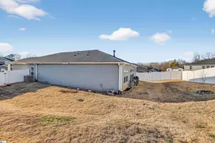 967 Burghley Cir, Greer, SC 29651 - Photo 5