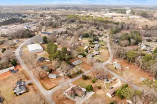 300 Azalea Dr, Anderson, SC 29625 - Photo 29