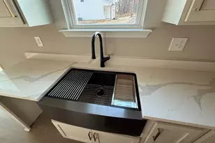 97 Sunnydale Dr, Greer, SC 29651 - Photo 7