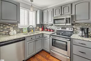 1115D Crestview Rd, Easley, SC 29642 - Photo 11