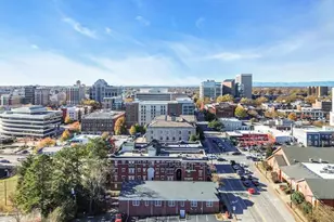 400 E Washington St, Greenville, SC 29601 - Photo 29