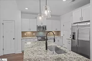 202 Leisure Ln, Anderson, SC 29621 - Photo 5