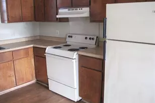 713 E Curtis St, Simpsonville, SC 29681 - Photo 3