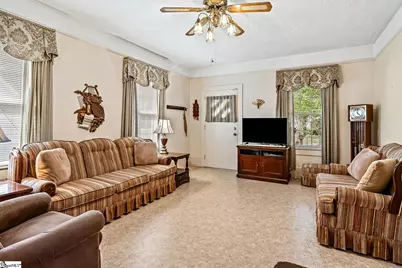 304 S 6th Street, Easley, SC 29640 - Photo 5