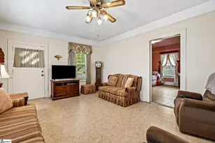 304 S 6th St, Easley, SC 29640 - Photo 7