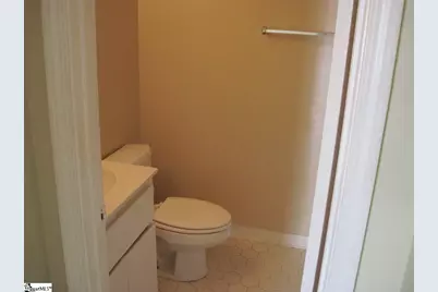 713 E Curtis Street #6, Simpsonville, SC 29681 - Photo 11