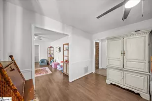 254 Heathwood Dr, Spartanburg, SC 29307 - Photo 9