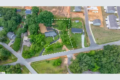18 N Davis Drive, Greenville, SC 29611 - Photo 1