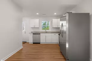 805 E Florida St, Clinton, SC 29325 - Photo 13