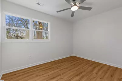 805 E Florida Street, Clinton, SC 29325 - Photo 19