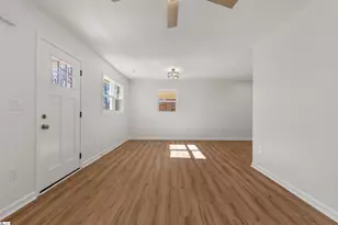 805 E Florida St, Clinton, SC 29325 - Photo 3