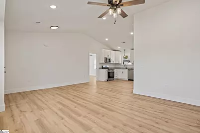 193 Pine Drive, Greer, SC 29651 - Photo 3