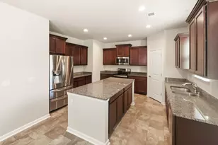 605 N Meadows Ln, Easley, SC 29642 - Photo 9