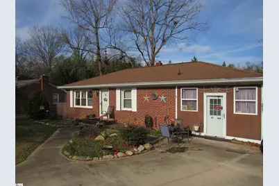 9 Pembroke Lane, Taylors, SC 29687 - Photo 1