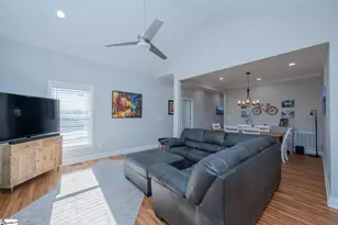 10 Linton St, Greenville, SC 29611 - Photo 13