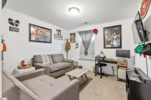 337 Barnhill Ct, Greenville, SC 29617 - Photo 17