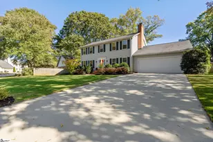 305 Hunting Hill Cir, Greer, SC 29650 - Photo 3