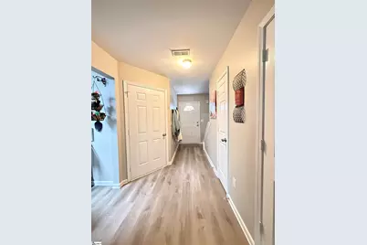 10 Greensboro Court, Greenville, SC 29617 - Photo 5