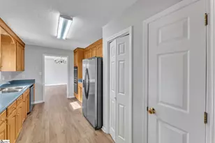 1947 Old Grove Rd, Piedmont, SC 29673 - Photo 7