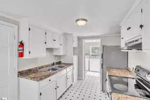 116 Murray St, Pelzer, SC 29669 - Photo 7