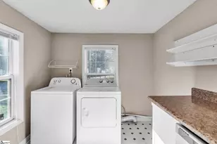 116 Murray St, Pelzer, SC 29669 - Photo 9