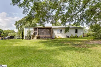 215 Elaine Avenue, Taylors, SC 29687 - Photo 3