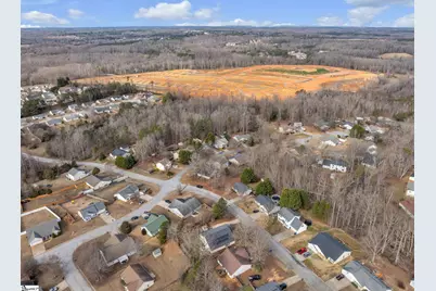 531 Country Gardens Drive, Fountain Inn, SC 29644 - Photo 25