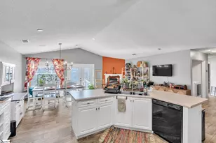 531 Country Gardens Dr, Fountain Inn, SC 29644 - Photo 11