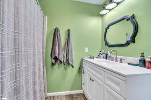 531 Country Gardens Dr, Fountain Inn, SC 29644 - Photo 15