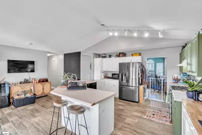 531 Country Gardens Drive, Fountain Inn, SC 29644 - Photo 9