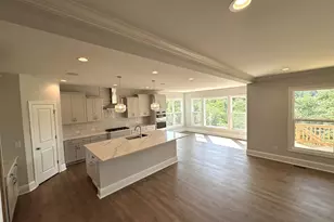 639 Creekway Ct, Greer, SC 29651 - Photo 7
