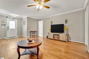 4 Knotts Ct, Fountain Inn, SC 29644 - Photo 3