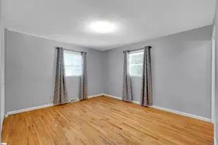 500 Stewart Dr, Easley, SC 29640 - Photo 15