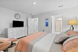 210 Bending Branch Rd, Greenville, SC 29605 - Photo 31