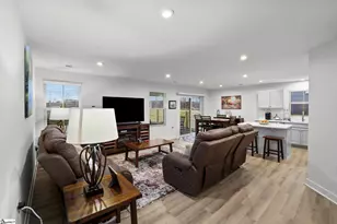 210 Bending Branch Rd, Greenville, SC 29605 - Photo 21