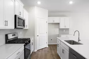 208 Alistar Ave, Gray Court, SC 29645 - Photo 11