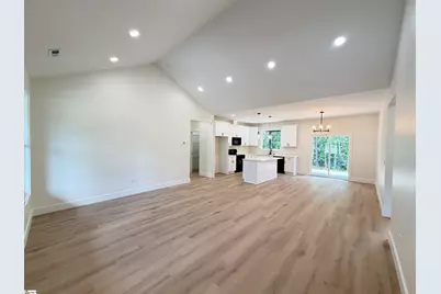 169 Susans Road, Gaffney, SC 29341 - Photo 3