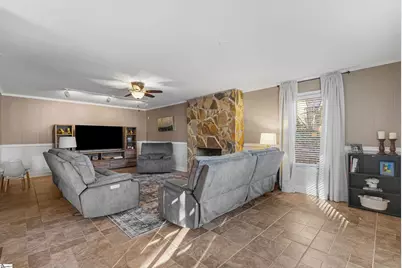 408 Camelot Drive, Simpsonville, SC 29681 - Photo 25