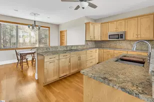 420 Packs Mountain Ridge Rd, Taylors, SC 29687 - Photo 15