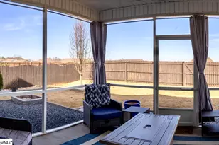 105 Viewmont Dr, Duncan, SC 29334 - Photo 5