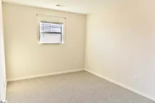 105 Viewmont Dr, Duncan, SC 29334 - Photo 9