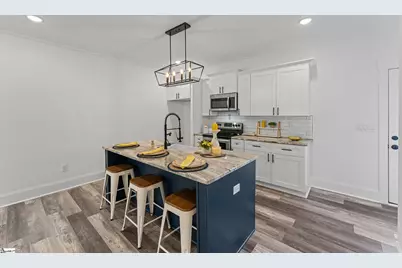 356 W Caroline Street, Greenville, SC 29611 - Photo 9