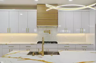 301 Jacquline Ln, Greenville, SC 29607 - Photo 7