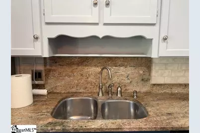 15 Fairlawn Circle, Greenville, SC 29617 - Photo 3