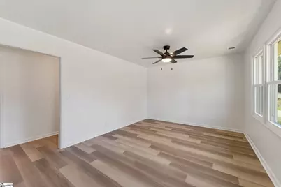 112 Camelot Drive, Belton, SC 29627 - Photo 3