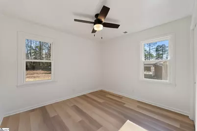 112 Camelot Drive, Belton, SC 29627 - Photo 17