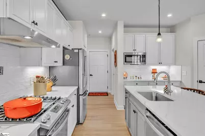 300 Beckman Drive, Greenville, SC 29605 - Photo 9