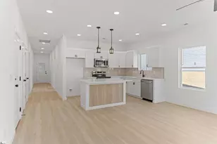193 N Georgia Ave, Chesnee, SC 29323 - Photo 5