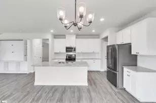 810 Winding Springs Rd, Spartanburg, SC 29301 - Photo 9