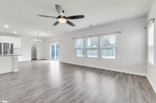 810 Winding Springs Rd, Spartanburg, SC 29301 - Photo 5